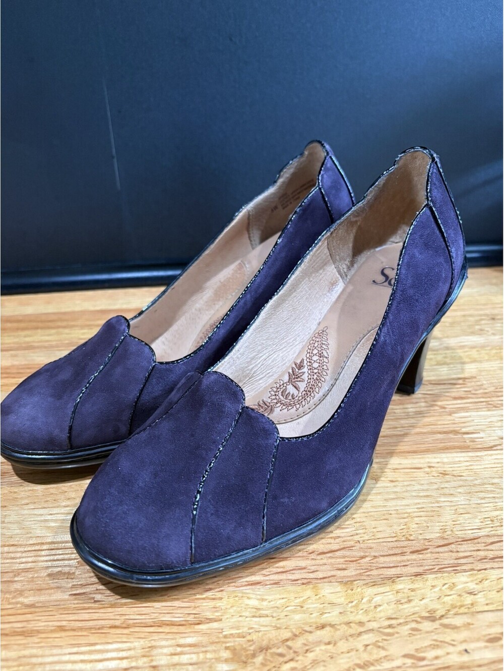 SOFFT Women’s Purple Suede Leather High Heel Round Toe Office Classic Pumps 8M